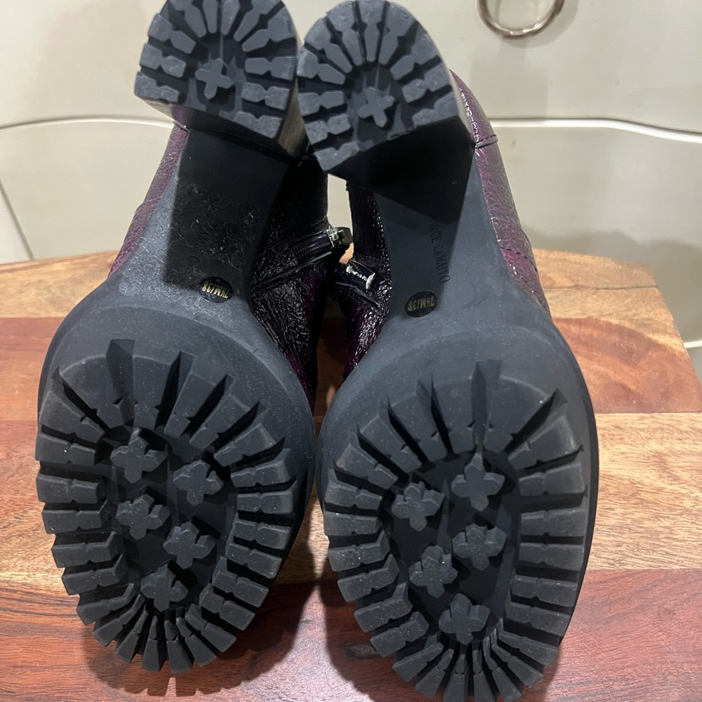 Vince Camuto boots women's Ermania Leather laceup Platform Lug Sole - Picture 9 of 11